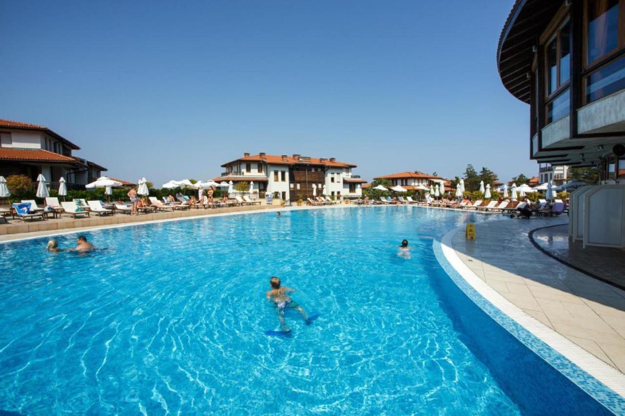 Eve Santa Marina Apartments - Sea, Pools, Relax Sozopol Exterior photo